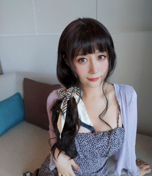 小舞脱了内裤让人摸的游戏_无广告免费播放高清电影