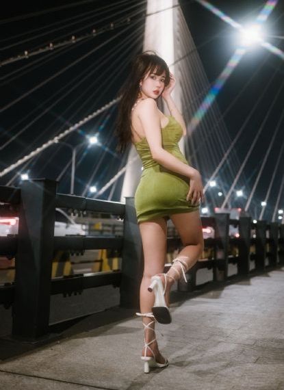 美女极品粉嫩小泬90p_超清高清电影在线