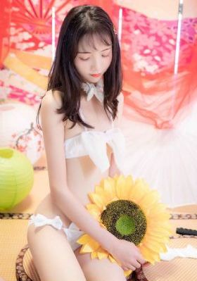 我们班长给我们摸下面视频_BD韩语视频大全